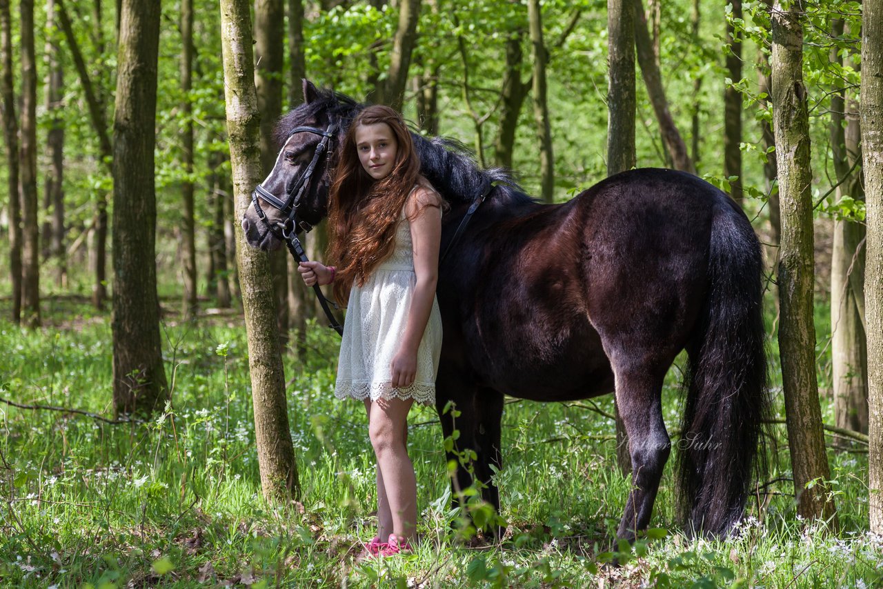 Bild 7 - Fotoshooting im Wald